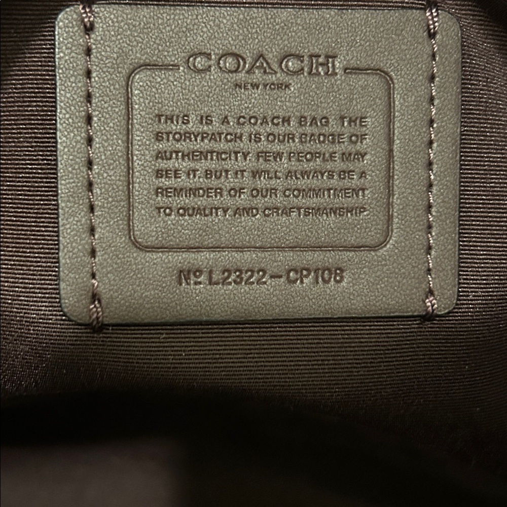 Coach (NWT) Gallery Tote Bag & Wallet in Signature Canvas & Heart Print - Picture 4 of 17